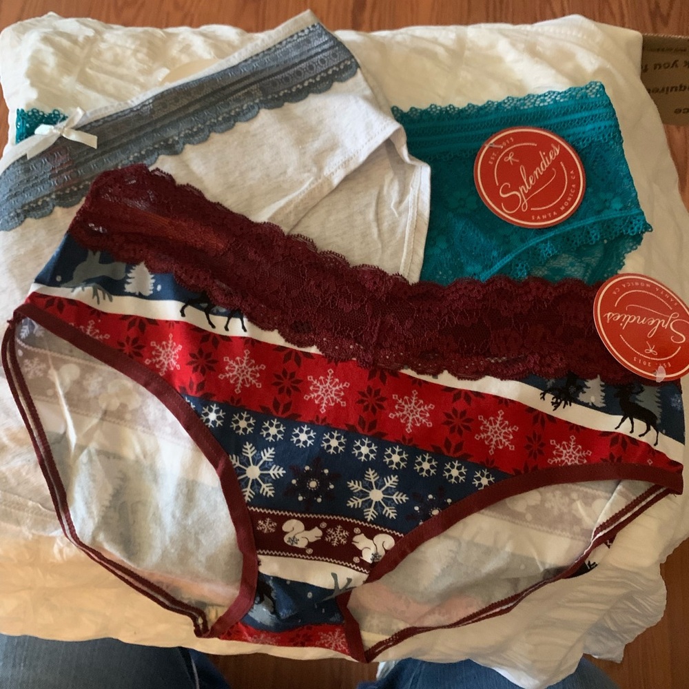5️⃣6️⃣. Splendies Bikinis (3) pairs